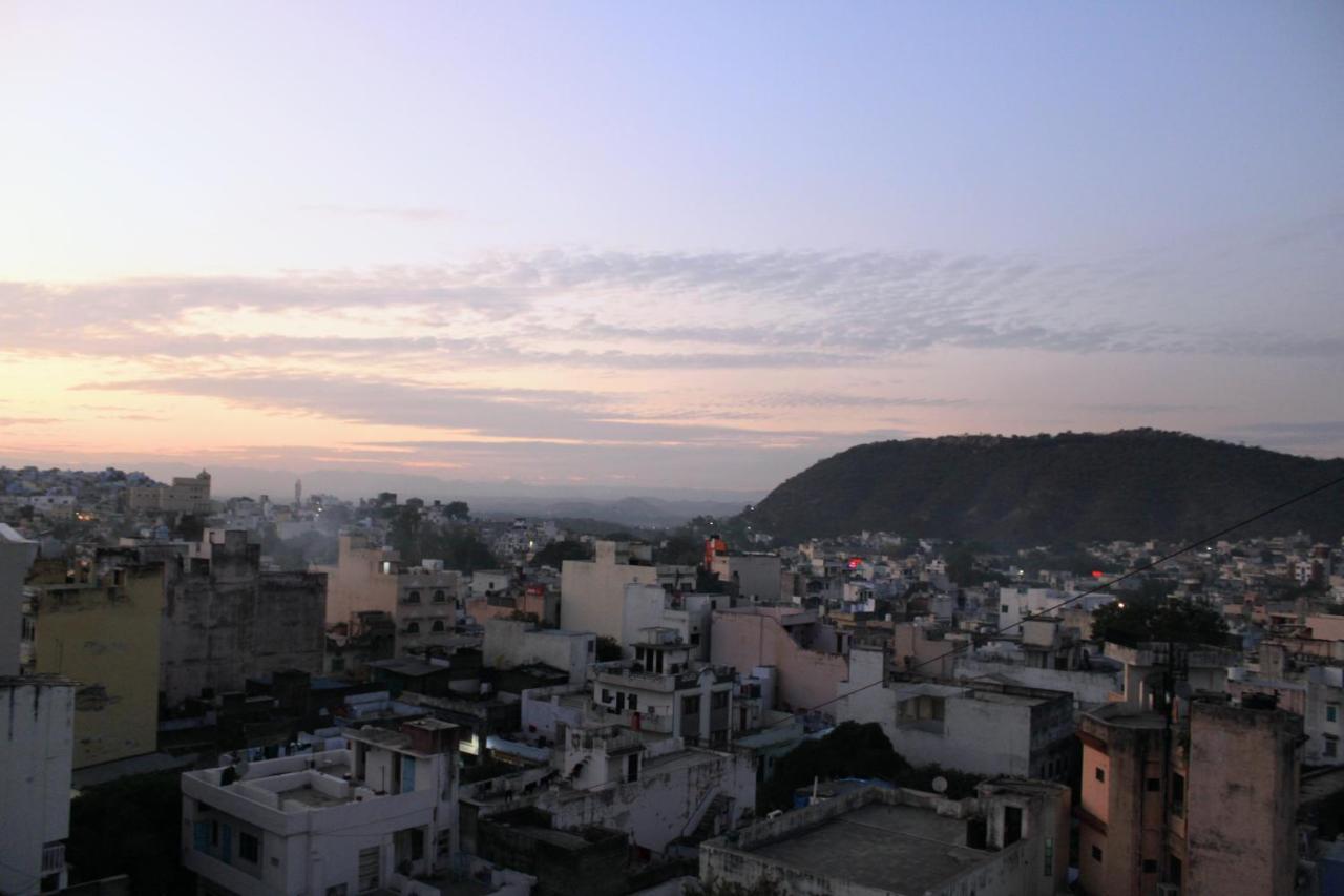 Hotel Shri Naman Nāthdwāra Exterior foto