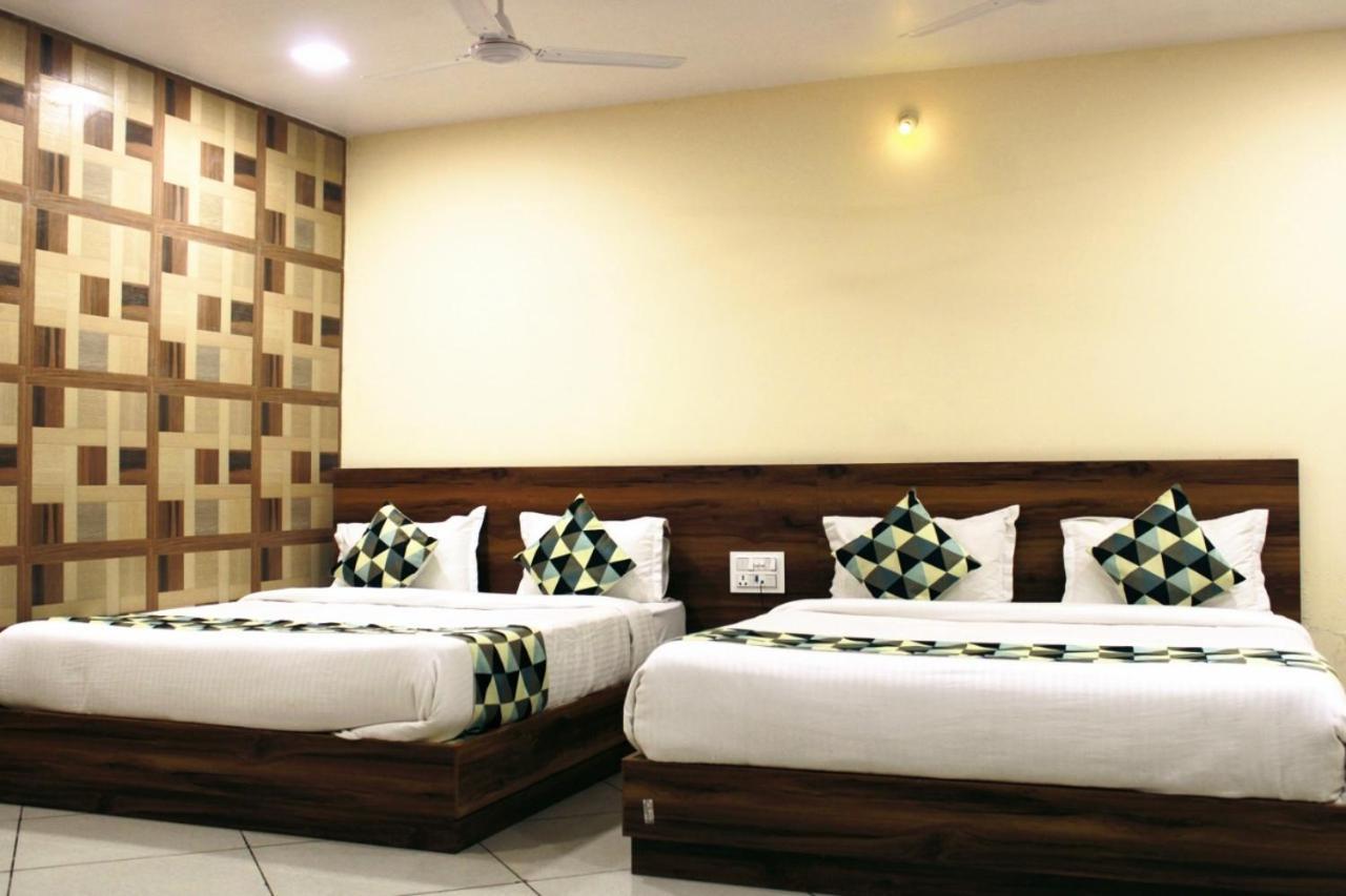 Hotel Shri Naman Nāthdwāra Exterior foto